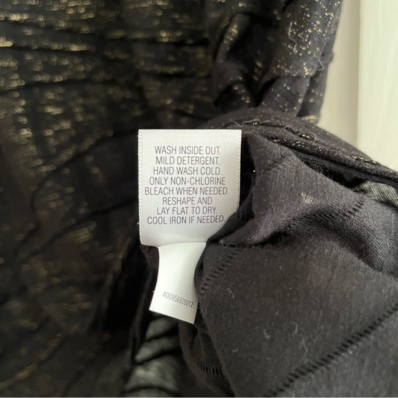 Vera Wang Black Long Sleeve Top - Picture 5 of 5